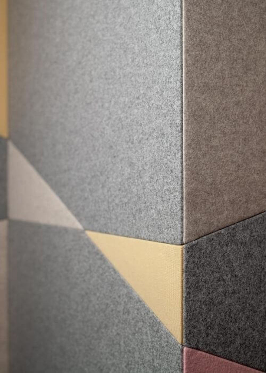 Resonics Column01 Resonics Column01