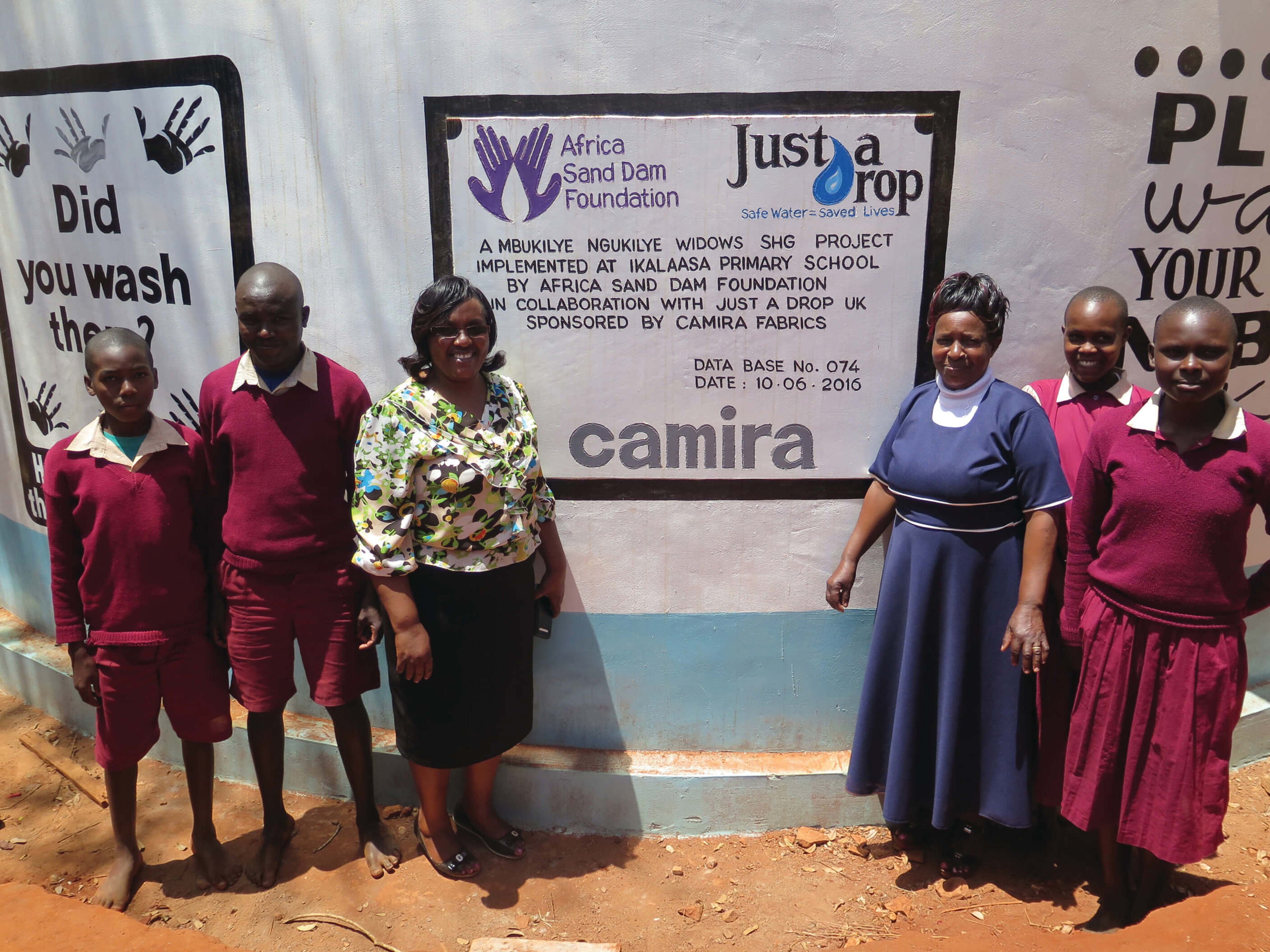 Ikalaasa Primary School Teachers And Students With Tank Nov 16